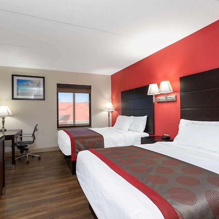 Ramada by Wyndham Panama City Bagian luar foto