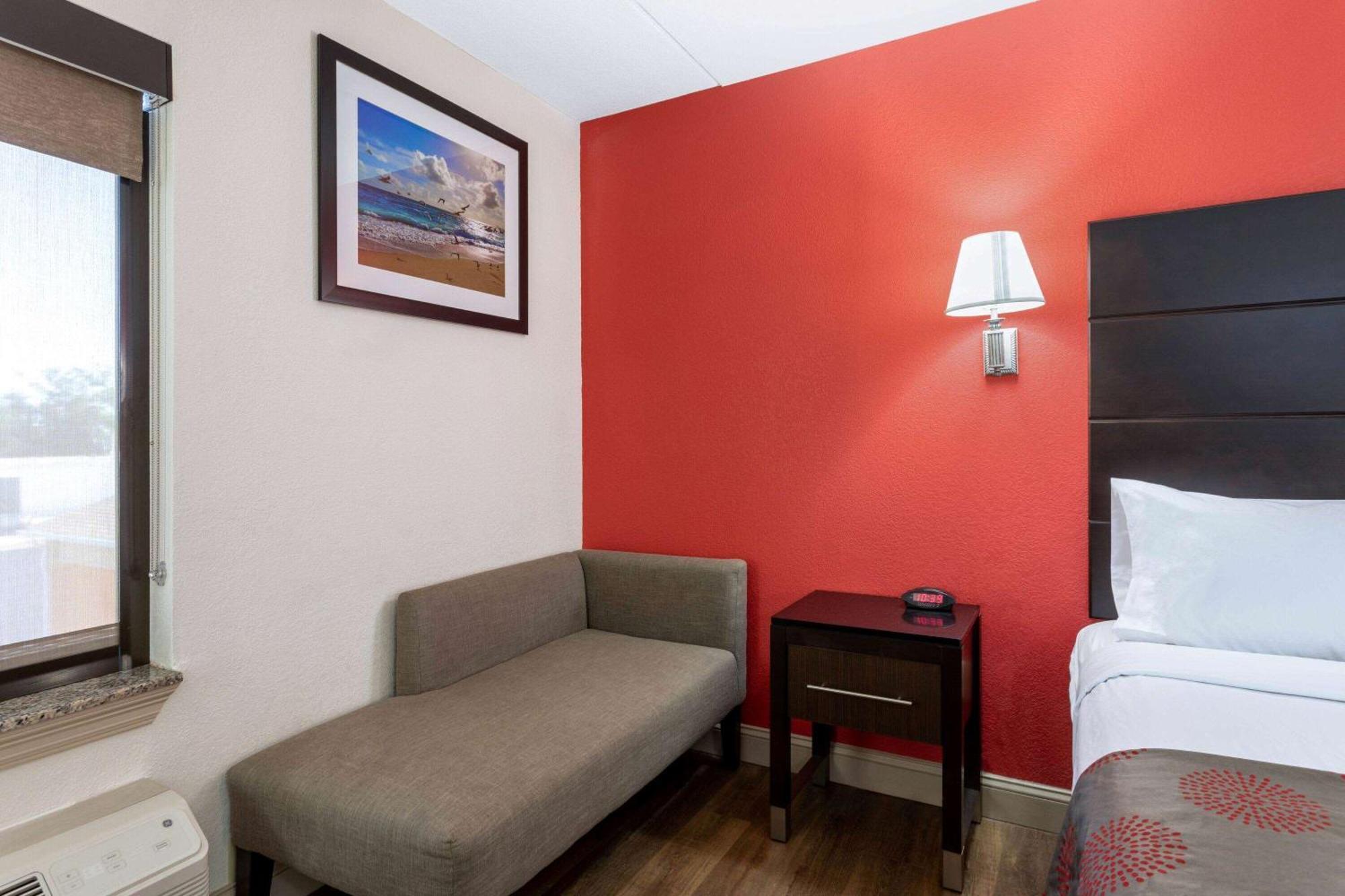 Ramada by Wyndham Panama City Bagian luar foto